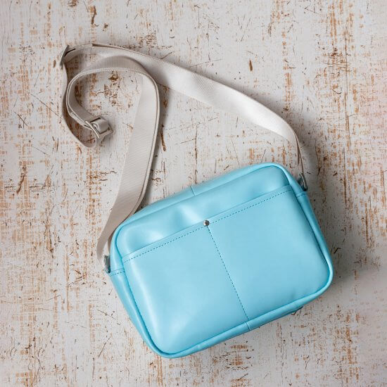 横長ショルダー